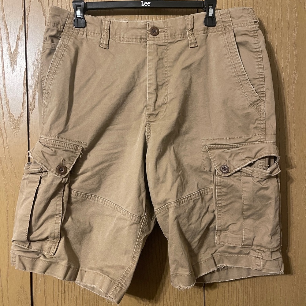 3 pair: American Eagle Men's Tan Cargo Shorts size 33